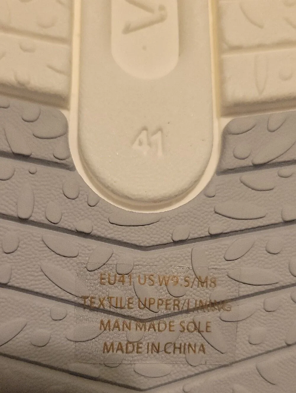 VIVALA Unixex Mwn And Women's White Lightweight Knit Sneakers